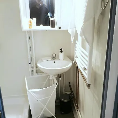 Cosy Novi Sad Loft Ii - Jakuzzi, Sauna, Reserved Parking * Petrovaradin